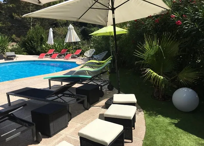 Villa Les Yuccas - Pool - Sea View